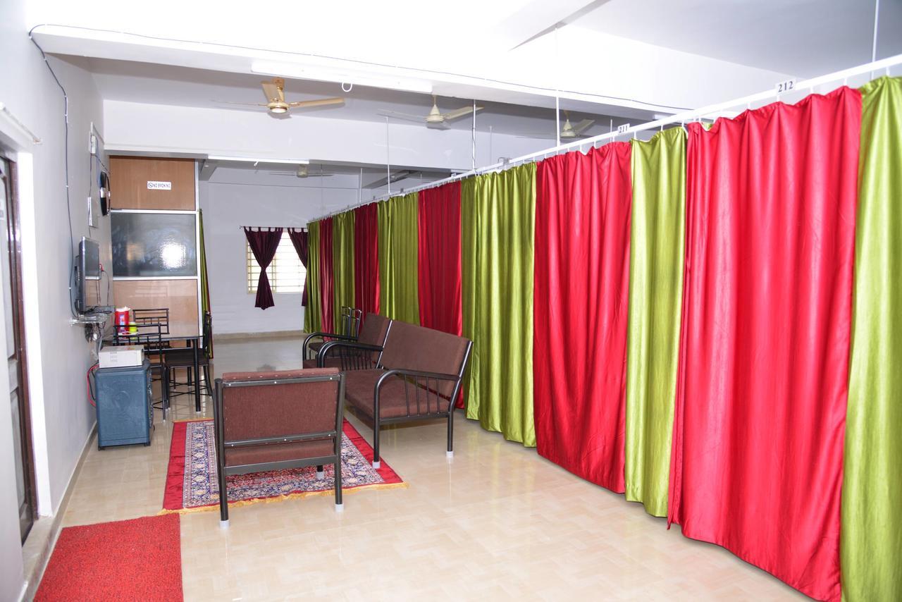 Hotel Tranquil Hospitality Bhubaneswar Exterior foto